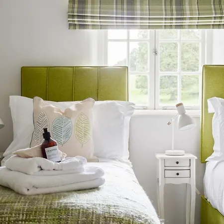 Carr * Leeds (West Yorkshire)